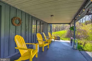 80 Red Cliff Rd, Upper Black Eddy, PA 18972 - Photo 3