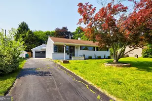 115 Winding Way, Morrisville, PA 19067 - Photo 1