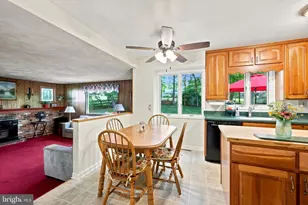 2017 Blackhorse Dr, Warrington, PA 18976 - Photo 19