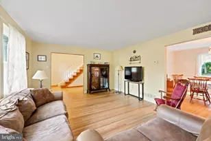 2017 Blackhorse Dr, Warrington, PA 18976 - Photo 5