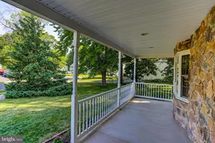 117 Olde Pilgrim Rd, Dublin, PA 18917 - Photo 3