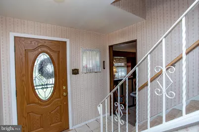 136 Wallace Drive, Warminster, PA 18974 - Photo 3