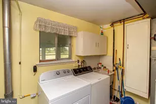136 Wallace Dr, Warminster, PA 18974 - Photo 17