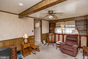 136 Wallace Dr, Warminster, PA 18974 - Photo 13