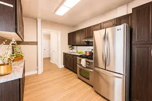 525 Locust St, Bristol, PA 19007 - Photo 5