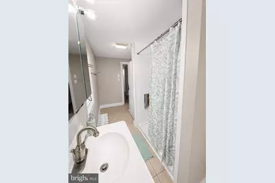 525 Locust Street, Bristol, PA 19007 - Photo 29