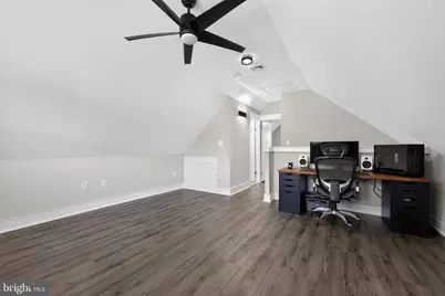 50 Middle Road, Levittown, PA 19056 - Photo 25