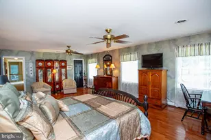 950 Camelot Rd, Furlong, PA 18925 - Photo 37