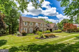 950 Camelot Rd, Furlong, PA 18925 - Photo 1