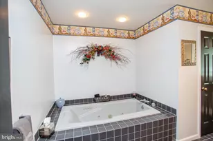 950 Camelot Rd, Furlong, PA 18925 - Photo 23