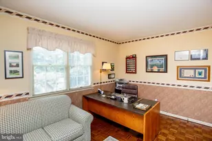 950 Camelot Rd, Furlong, PA 18925 - Photo 29