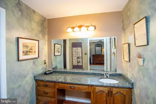 950 Camelot Rd, Furlong, PA 18925 - Photo 41