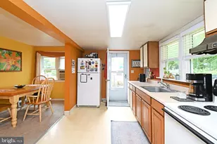 1885 Park Ave, Bensalem, PA 19020 - Photo 17