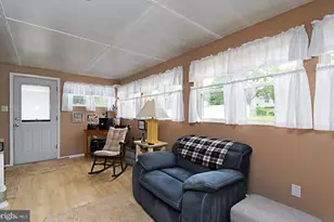 261 Valley Rd, Warminster, PA 18974 - Photo 25