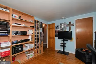 261 Valley Rd, Warminster, PA 18974 - Photo 33