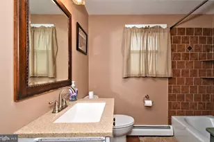 261 Valley Rd, Warminster, PA 18974 - Photo 37