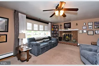 261 Valley Road, Warminster, PA 18974 - Photo 9