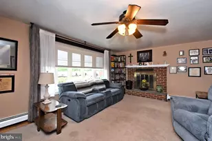 261 Valley Rd, Warminster, PA 18974 - Photo 9