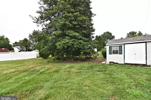 261 Valley Rd, Warminster, PA 18974 - Photo 47