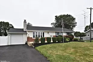 261 Valley Rd, Warminster, PA 18974 - Photo 3