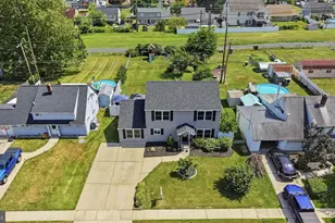 24 Idolstone Rd, Levittown, PA 19057 - Photo 41