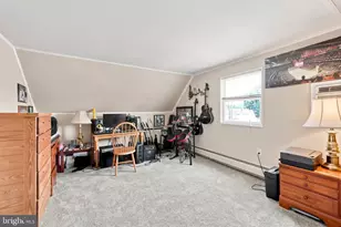 10 Granite Rd, Levittown, PA 19057 - Photo 19