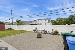 802 Fairview Ave, Bristol, PA 19007 - Photo 27