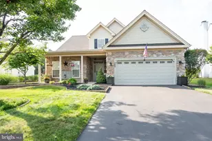 748 S Settlers Cir, Warrington, PA 18976 - Photo 3