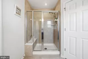 487 Rowan St, Warminster, PA 18974 - Photo 25