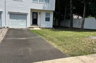 101 Hickory Hollow Cir, Warrington, PA 18976 - Photo 3