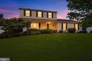 56 Woodview Dr, Chalfont, PA 18914 - Photo 5