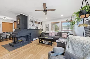 15 Elm Ln, Levittown, PA 19054 - Photo 7
