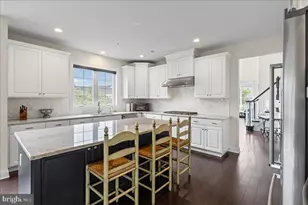 1733 Locust Dr, Yardley, PA 19067 - Photo 17