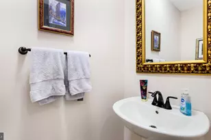 112 Sandy Ridge Dr, Doylestown, PA 18901 - Photo 17