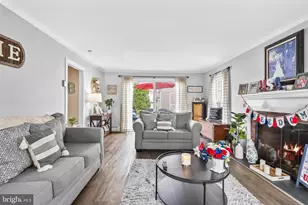 29 Tinder Rd, Levittown, PA 19056 - Photo 5