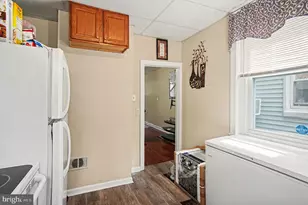 491 Pond St, Bristol, PA 19007 - Photo 5