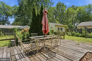 70 Tall Pine Ln, Levittown, PA 19054 - Photo 17