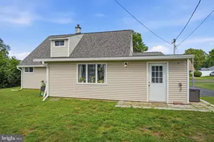 41 Crystal Pl, Levittown, PA 19057 - Photo 33