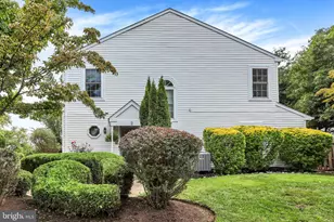 2 Taylors Way, Holland, PA 18966 - Photo 1