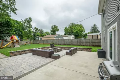 281 N Hawthorne, Langhorne, PA 19047 - Photo 37