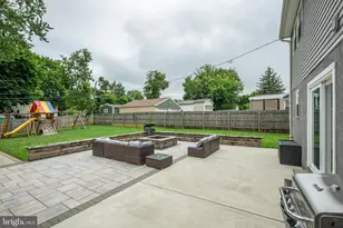 281 N Hawthorne, Langhorne, PA 19047 - Photo 37
