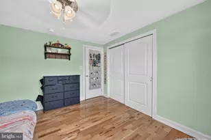 281 N Hawthorne, Langhorne, PA 19047 - Photo 27