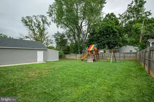 281 N Hawthorne, Langhorne, PA 19047 - Photo 41