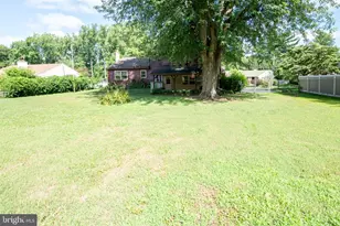 2527 Arrowhead Dr, Feasterville-Trevose, PA 19053 - Photo 35