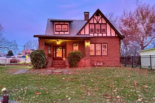 7105 Riverview Ave, Bristol, PA 19007 - Photo 3
