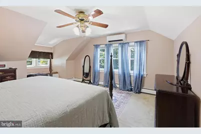 7105 Riverview Avenue, Bristol, PA 19007 - Photo 71