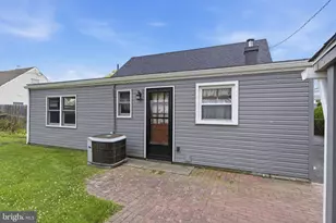 608 Benton Ln, Morrisville, PA 19067 - Photo 31
