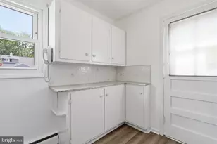 608 Benton Ln, Morrisville, PA 19067 - Photo 11