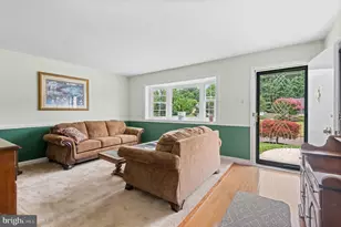923 Carlin Dr, Southampton, PA 18966 - Photo 5