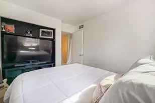 145 Liberty Dr, Langhorne, PA 19047 - Photo 21